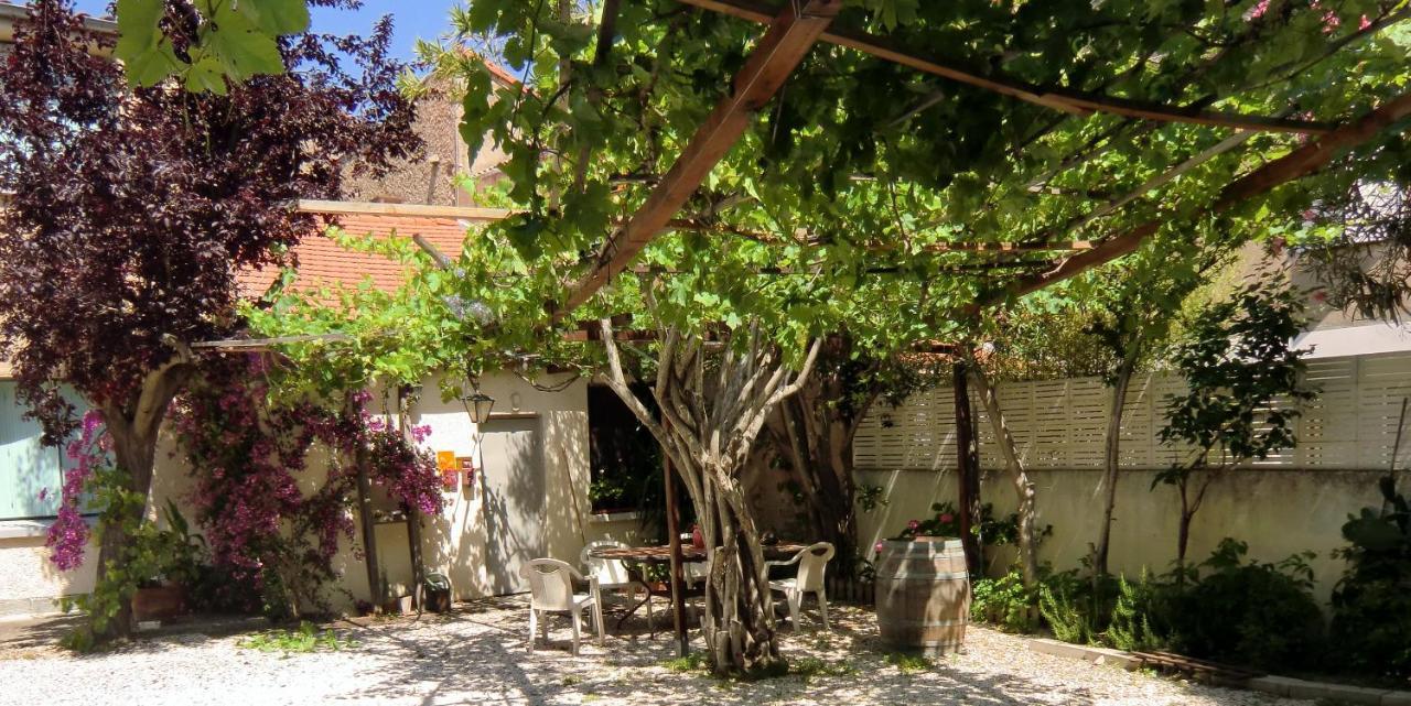 Hotel Las Cigalas Villeneuve-lès-Béziers Extérieur photo